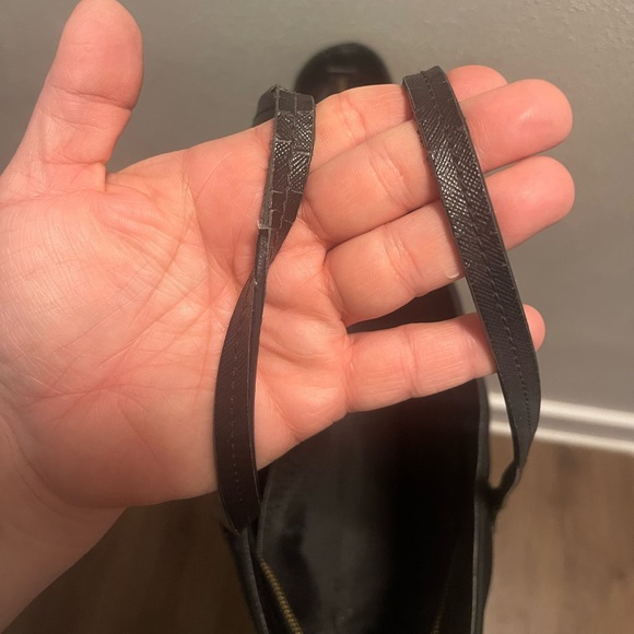 Kate Spade Tote - Picture 3 of 5